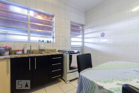 Casa de condomínio à venda com 120m², 2 quartos e 2 vagas Casa de condomínio à venda com 120m², 2 quartos e 2 vagasCozinha