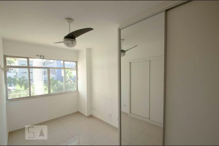 Suíte de apartamento à venda com 2 quartos, 80m² em Rio Comprido, Rio de Janeiro