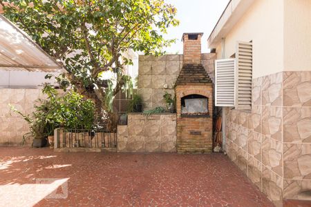 Casa à venda com 250m², 5 quartos e 2 vagasChurrasqueira