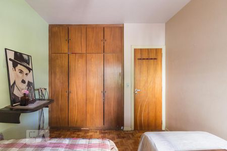 Casa à venda com 250m², 5 quartos e 2 vagasQuarto 3