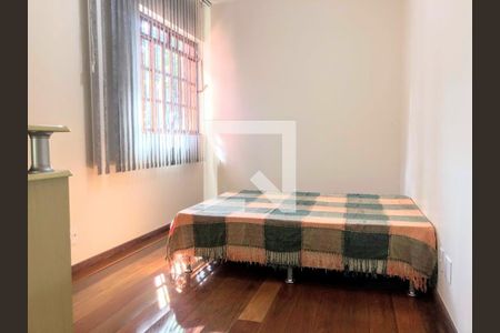 Casa à venda com 421m², 6 quartos e 6 vagas