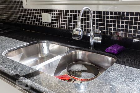 Apartamento para alugar com 160m², 4 quartos e 2 vagas Apartamento para alugar com 160m², 4 quartos e 2 vagasCozinha Pia