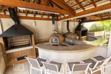 Apartamento para alugar com 160m², 4 quartos e 2 vagas Apartamento para alugar com 160m², 4 quartos e 2 vagasÁrea Comum Churrasqueira