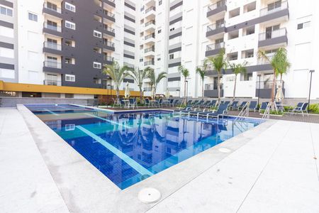 Apartamento para alugar com 50m², 2 quartos e 1 vagaÁrea comum - Piscina