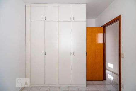 Quarto 2 de apartamento para alugar com 3 quartos, 70m² em União, Belo Horizonte