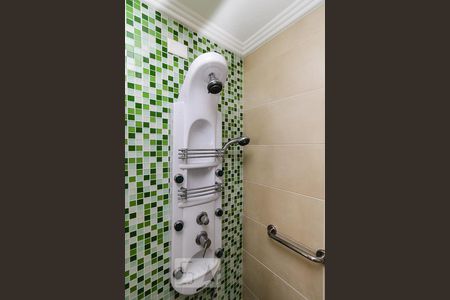 Apartamento à venda com 254m², 4 quartos e 4 vagas Apartamento à venda com 254m², 4 quartos e 4 vagasdetalhe Banheiro suite 04