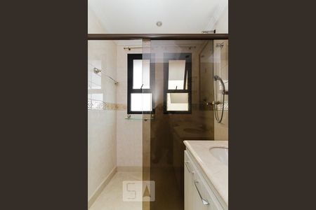 Apartamento à venda com 254m², 4 quartos e 4 vagas Apartamento à venda com 254m², 4 quartos e 4 vagasBanheiro suite 01