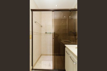 Apartamento à venda com 254m², 4 quartos e 4 vagas Apartamento à venda com 254m², 4 quartos e 4 vagasBanheiro Suite 02