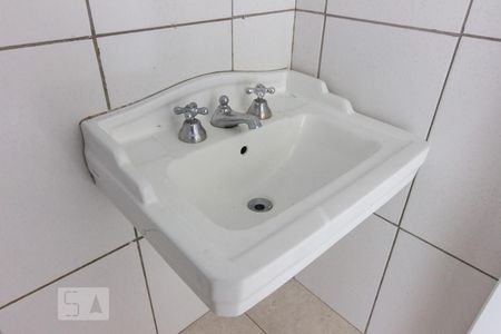 Banheiro de casa para alugar com 1 quarto, 50m² em Jardim São José , São Paulo