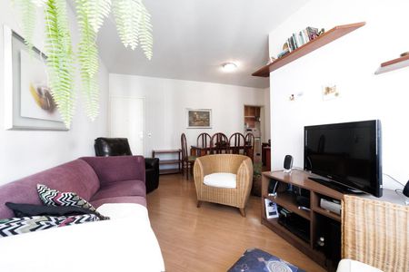 Sala de apartamento para alugar com 3 quartos, 70m² em Vila Gertrudes, São Paulo