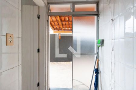 Casa de condomínio à venda com 100m², 2 quartos e 2 vagas Casa de condomínio à venda com 100m², 2 quartos e 2 vagasÁrea de serviço