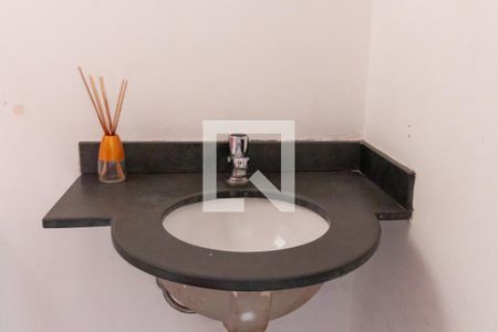 Casa de condomínio à venda com 100m², 2 quartos e 2 vagas Casa de condomínio à venda com 100m², 2 quartos e 2 vagasLavabo