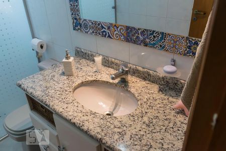 Casa de condomínio à venda com 167m², 3 quartos e 2 vagas2o. Andar - Banheiro social (Pia)