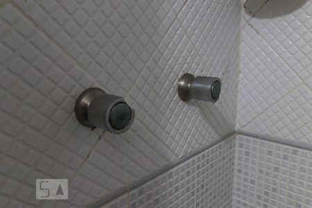 Apartamento à venda com 94m², 2 quartos e 2 vagasBanheiro corredor