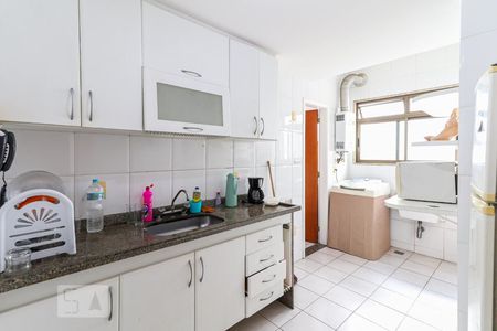 Apartamento à venda com 94m², 2 quartos e 2 vagasCozinha