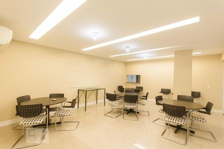Apartamento para alugar com 110m², 3 quartos e 1 vagaÁrea comum - Salão de festas