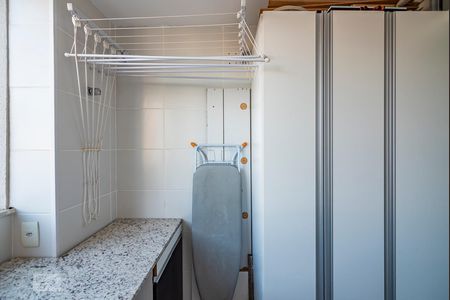 Apartamento à venda com 90m², 3 quartos e 2 vagas Apartamento à venda com 90m², 3 quartos e 2 vagasÁrea de Serviço