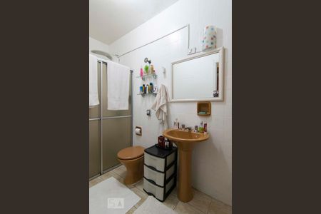 Casa à venda com 226m², 4 quartos e 3 vagasBanheiro