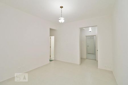Sala. de apartamento para alugar com 3 quartos, 80m² em Copacabana, Rio de Janeiro