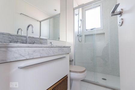 Apartamento para alugar com 222m², 3 quartos e 4 vagasBanheiro