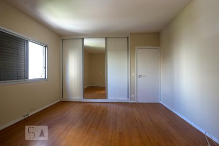 Apartamento à venda com 170m², 3 quartos e 2 vagas Apartamento à venda com 170m², 3 quartos e 2 vagasQuarto 2