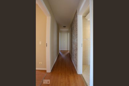 Apartamento à venda com 170m², 3 quartos e 2 vagas Apartamento à venda com 170m², 3 quartos e 2 vagasCorredor de Acesso aos Quartos