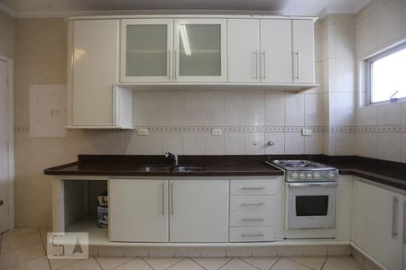 Apartamento à venda com 170m², 3 quartos e 2 vagas Apartamento à venda com 170m², 3 quartos e 2 vagasCozinha