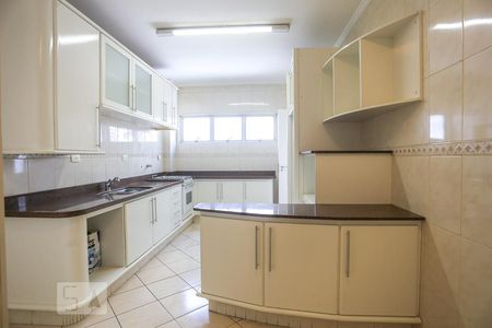 Apartamento à venda com 170m², 3 quartos e 2 vagas Apartamento à venda com 170m², 3 quartos e 2 vagasCozinha