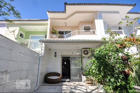 Varanda Sala - Fachada de casa de condomínio à venda com 3 quartos, 140m² em Freguesia, Rio de Janeiro