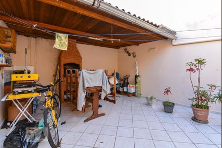 Casa à venda com 280m², 3 quartos e 3 vagas Casa à venda com 280m², 3 quartos e 3 vagasQuintal