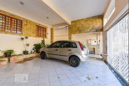 Casa à venda com 280m², 3 quartos e 3 vagas Casa à venda com 280m², 3 quartos e 3 vagasGaragem