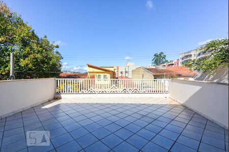 Casa à venda com 280m², 3 quartos e 3 vagas Casa à venda com 280m², 3 quartos e 3 vagasVaranda da Suíte 2