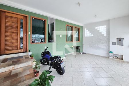 Casa à venda com 220m², 3 quartos e 2 vagasGaragem