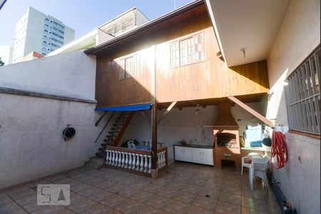 Casa à venda com 300m², 3 quartos e 5 vagasQuintal