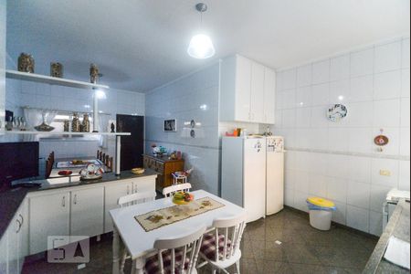 Casa à venda com 300m², 3 quartos e 5 vagasCozinha