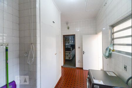 Casa à venda com 300m², 3 quartos e 5 vagasÁrea de Serviço