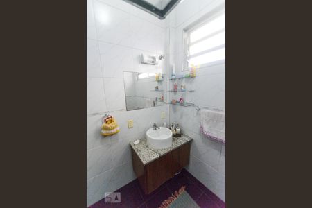 Casa à venda com 300m², 3 quartos e 5 vagasBanheiro