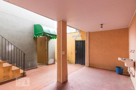 Casa à venda com 220m², 2 quartos e 2 vagasÁrea de Serviço