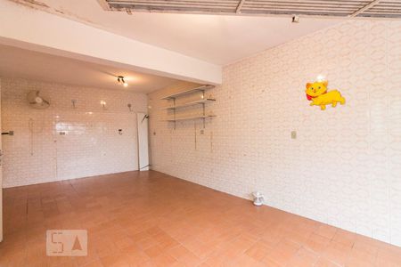 Casa à venda com 220m², 2 quartos e 2 vagasGaragem