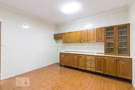 Casa à venda com 220m², 2 quartos e 2 vagasCozinha