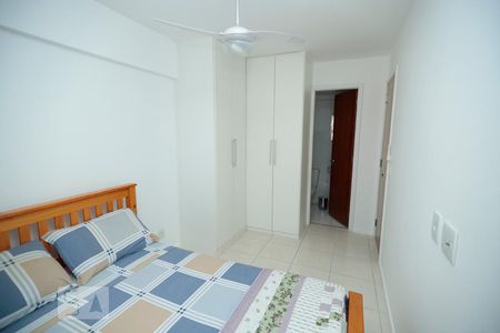 Suíte de apartamento para alugar com 2 quartos, 49m² em Del Castilho, Rio de Janeiro