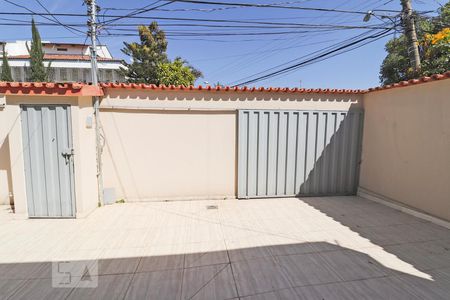 Casa para alugar com 270m², 5 quartos e 5 vagasEntrada