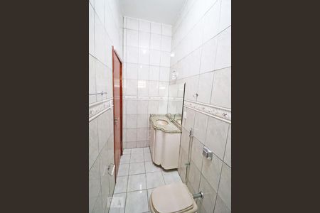 Casa para alugar com 270m², 5 quartos e 5 vagasBanheiro Suite 2