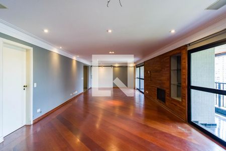 Apartamento à venda com 288m², 4 quartos e 4 vagas Apartamento à venda com 288m², 4 quartos e 4 vagasSala