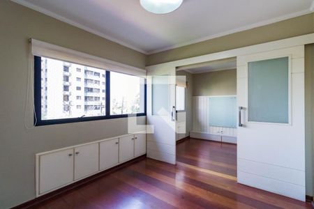 Apartamento à venda com 288m², 4 quartos e 4 vagas Apartamento à venda com 288m², 4 quartos e 4 vagasQuarto 5