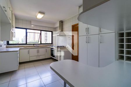 Apartamento à venda com 288m², 4 quartos e 4 vagas Apartamento à venda com 288m², 4 quartos e 4 vagasCozinha