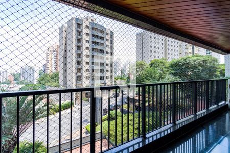 Apartamento à venda com 288m², 4 quartos e 4 vagas Apartamento à venda com 288m², 4 quartos e 4 vagasvaranda do Quarto 2