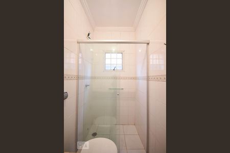 Casa à venda com 280m², 4 quartos e 4 vagas Casa à venda com 280m², 4 quartos e 4 vagasDetalhe do Banheiro Suíte 1