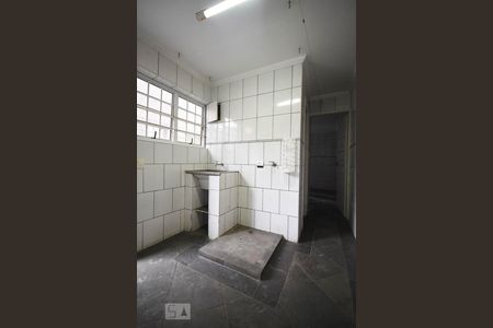 Casa à venda com 280m², 4 quartos e 4 vagas Casa à venda com 280m², 4 quartos e 4 vagasÁrea de Serviço