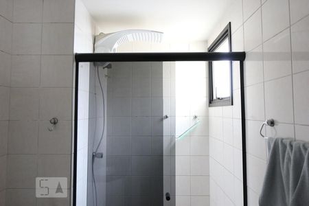 banheiro de apartamento para alugar com 2 quartos, 63m² em Vila Andrade, São Paulo